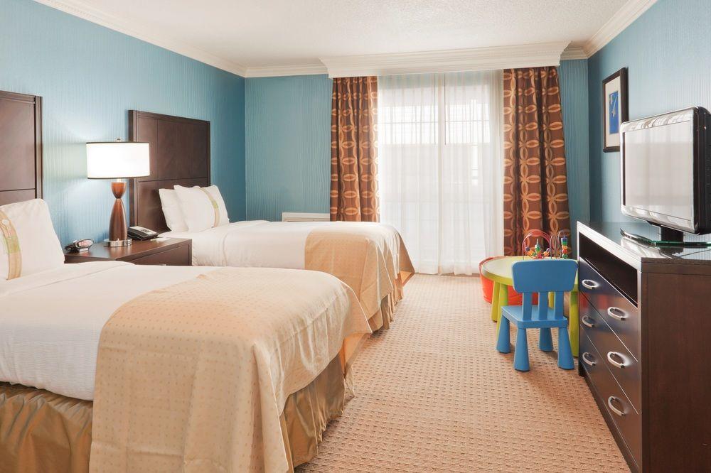 & - Sfo By Ihg Hotel 3*